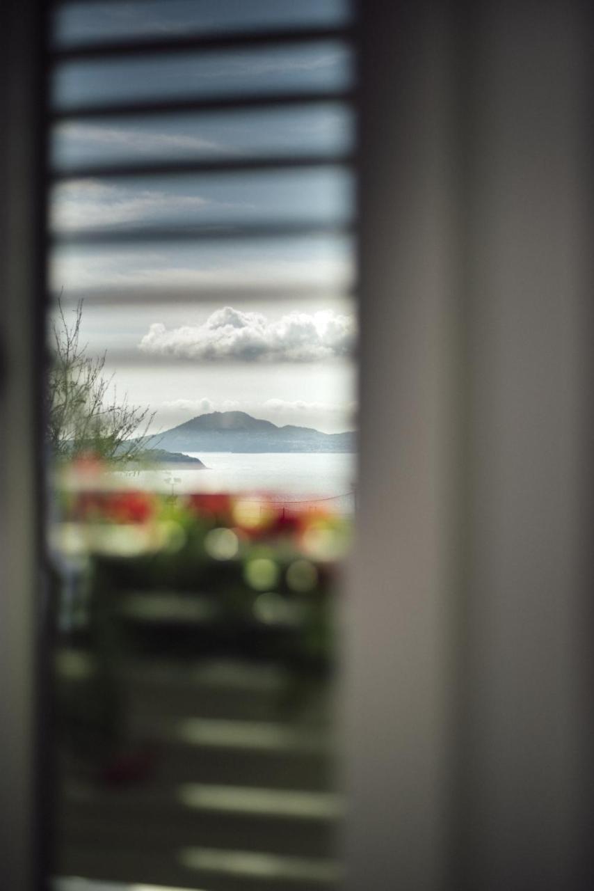 Al Chiar Di Luna Monte di Procida Exterior foto